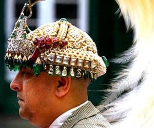 nepal_maoists_prachand_hindu_king