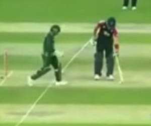 Cricket video