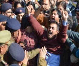 protest in dehradun