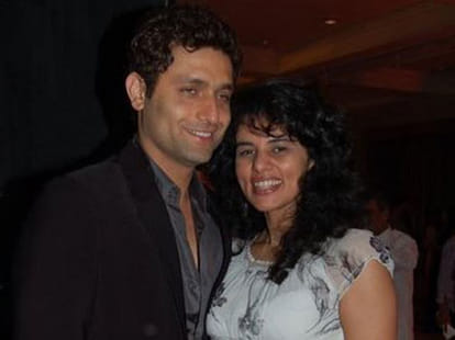 wifes come to defend rapist husband 