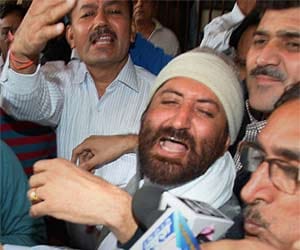 police shocked to see narayan sai's new look
