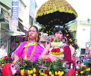 kinnar's shobhayatra