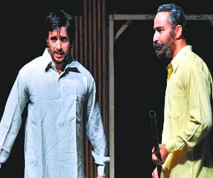 play at kala bhawan in chandigarh
