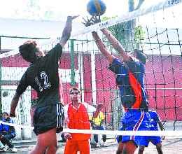 volleyball tournament in city
