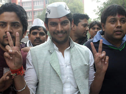 mla of aap: commando to shoe-throwing