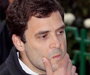 rahul gandhit to visit amethi after AAP chalange