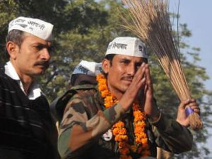 mla of aap: commando to shoe-throwing