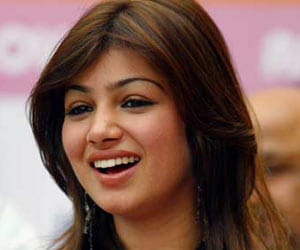 ayesha takia delivers baby boy