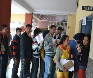enrollment at entry level in Convent school chandigarh