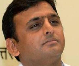akhilesh will sign the plans