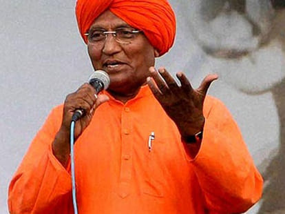 Oppositions Criticizing PM Narendra Modi from All Side