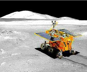 china reached on moon