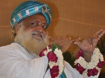 Asaram supporters beaten up by people in chamba.