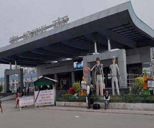 escalator facilities at railway station Soon