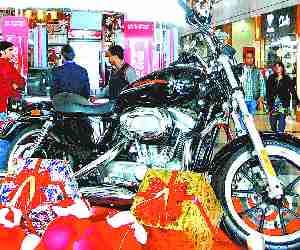 mall shopping_harley devidson_dlf city center_chandigarh