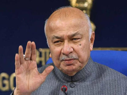 human bomb may target modi, shinde says not to worry