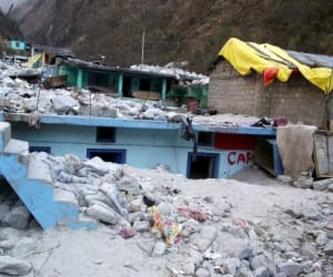 japan help flood effected school