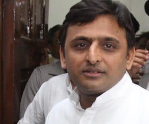 akhilesh speeks on red light