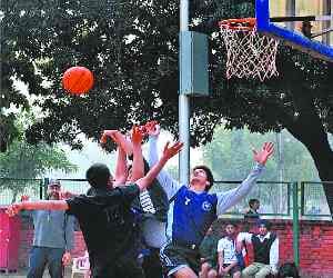 basketball tournament in city