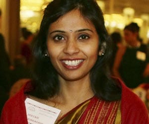 devyani not eligible to get flat in adarsh society