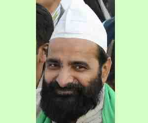 aabid khan resigned from his post