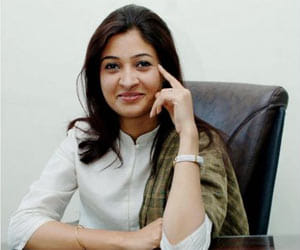 congress leader alka lamba announced to join aap