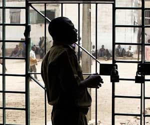 jail officials found mobile and sim card from tihar jail