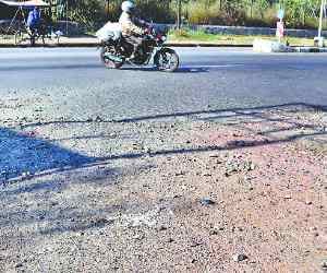 poor condition of roads in sector 4