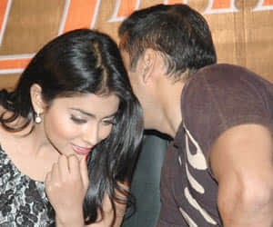 salman khan meet abhishek bachchan