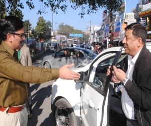 government shows red signal for one way plan