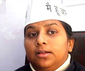 AAP minister Rakhi birla inspected women security in delhi