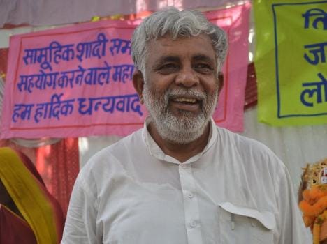 sp minister misbehaves with poors