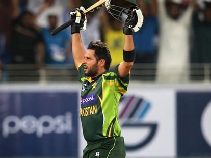 10 fastest odi century cricketers
