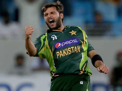 10 fastest odi century cricketers