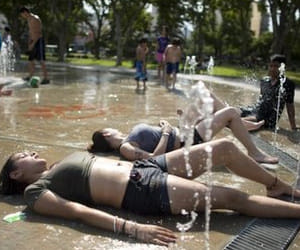 seven died from heat wave in argentina
