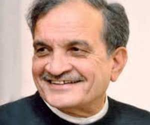 Cong removes Birender Singh from CWC