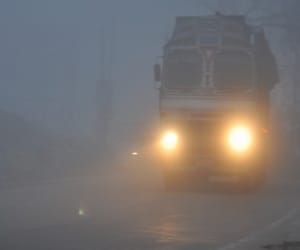 fog cause 10 accidents, 3 wounded