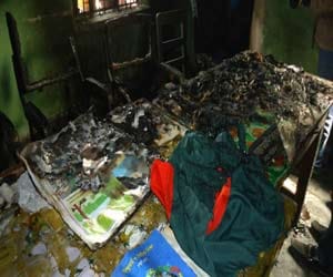 fire at 30 polling stations in bangladesh
