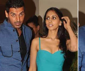 john abraham play roel of fighter