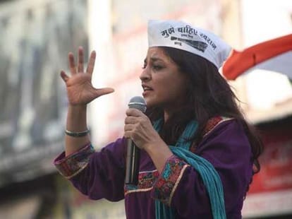 transparency international rebuffs aam aadmi party claims about corruption free delhi