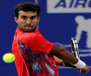 Yuki up against Andy Murray in Australian Open 1st round.