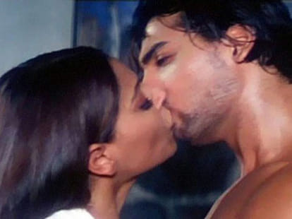 bold scene of bipasha basu