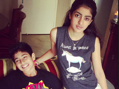 meet amitabh bachchan granddaughter navya naveli
