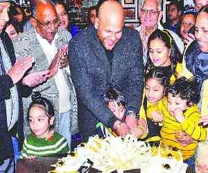 senior citizens celebrate birthday with nik bakers