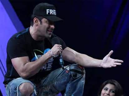 salman, madhuri defend saifai performance, donate rs 25 lakh