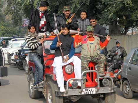 shooters ready for kill anthropophagous tigress