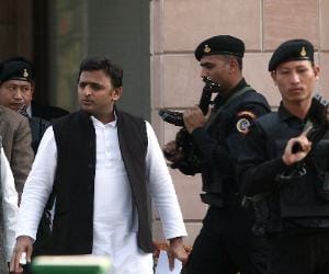 1000 million debt for up electricity