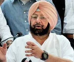 captain amerinder singh criticized aam admi party