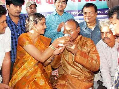 'Love Guru', Matuk nath & julie Love story
