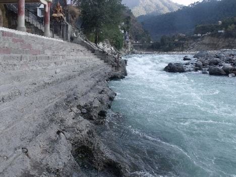 danger to bath in gangaghat